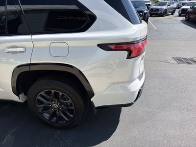 2023 Toyota Sequoia SR5
