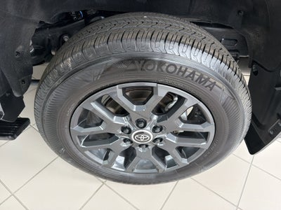 2024 Toyota Sequoia SR5