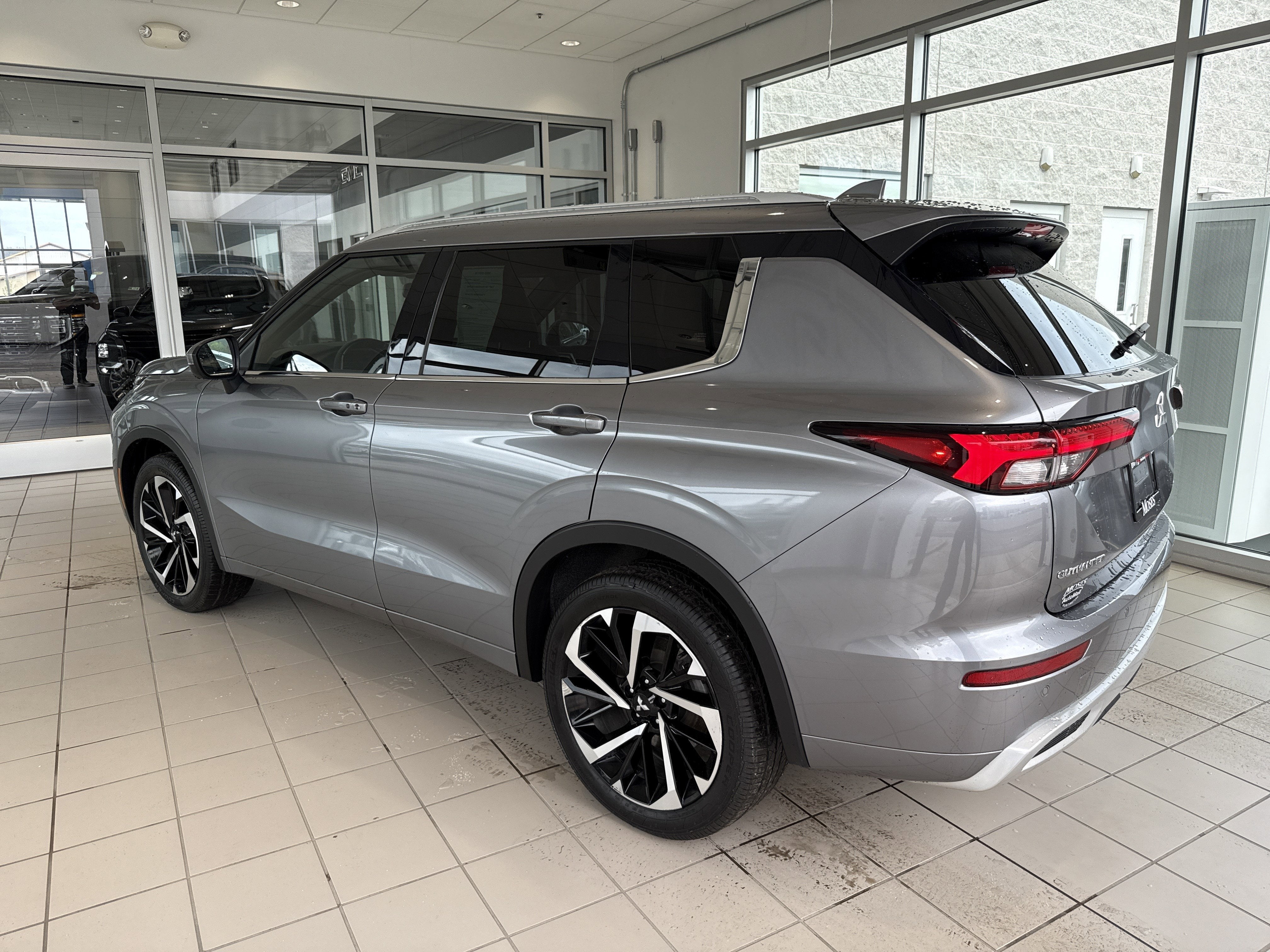 2022 Mitsubishi Outlander SEL