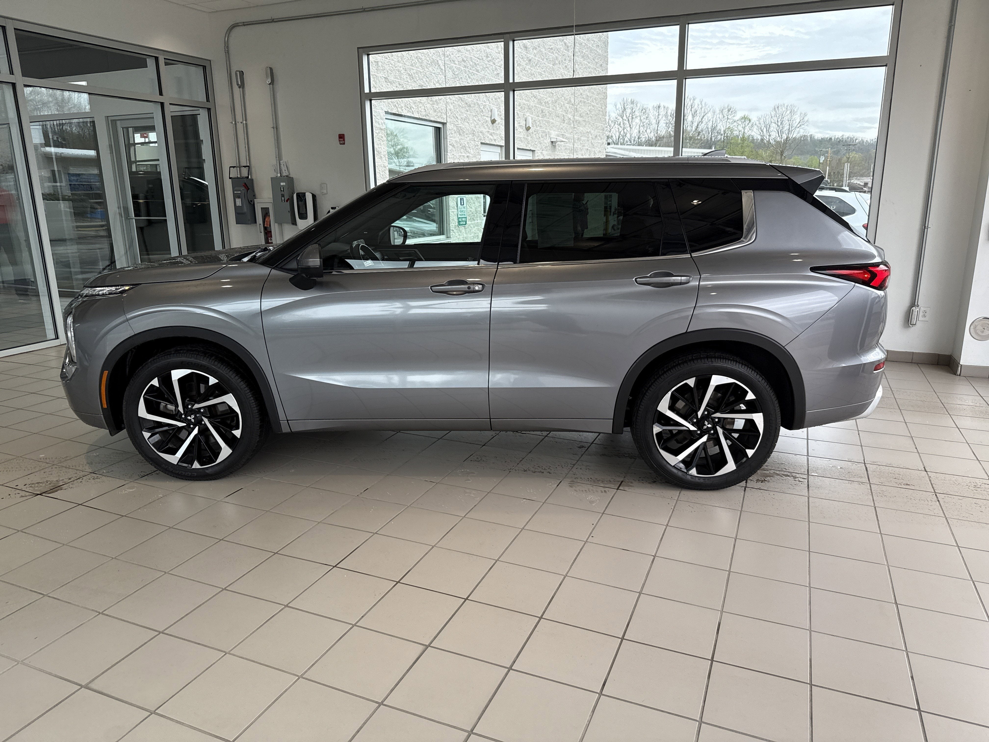 2022 Mitsubishi Outlander SEL