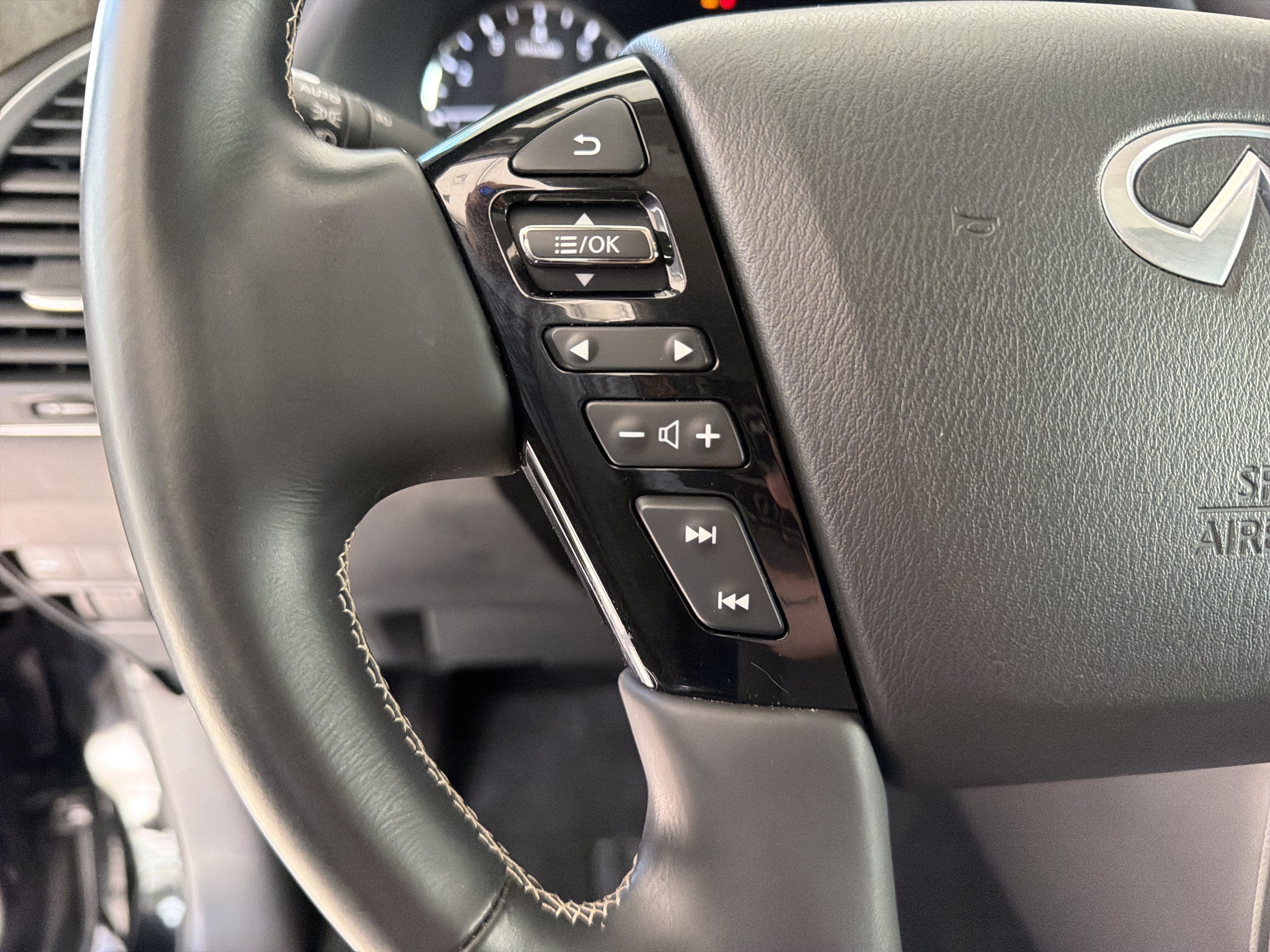 2023 INFINITI QX80 PREMIUM SELECT
