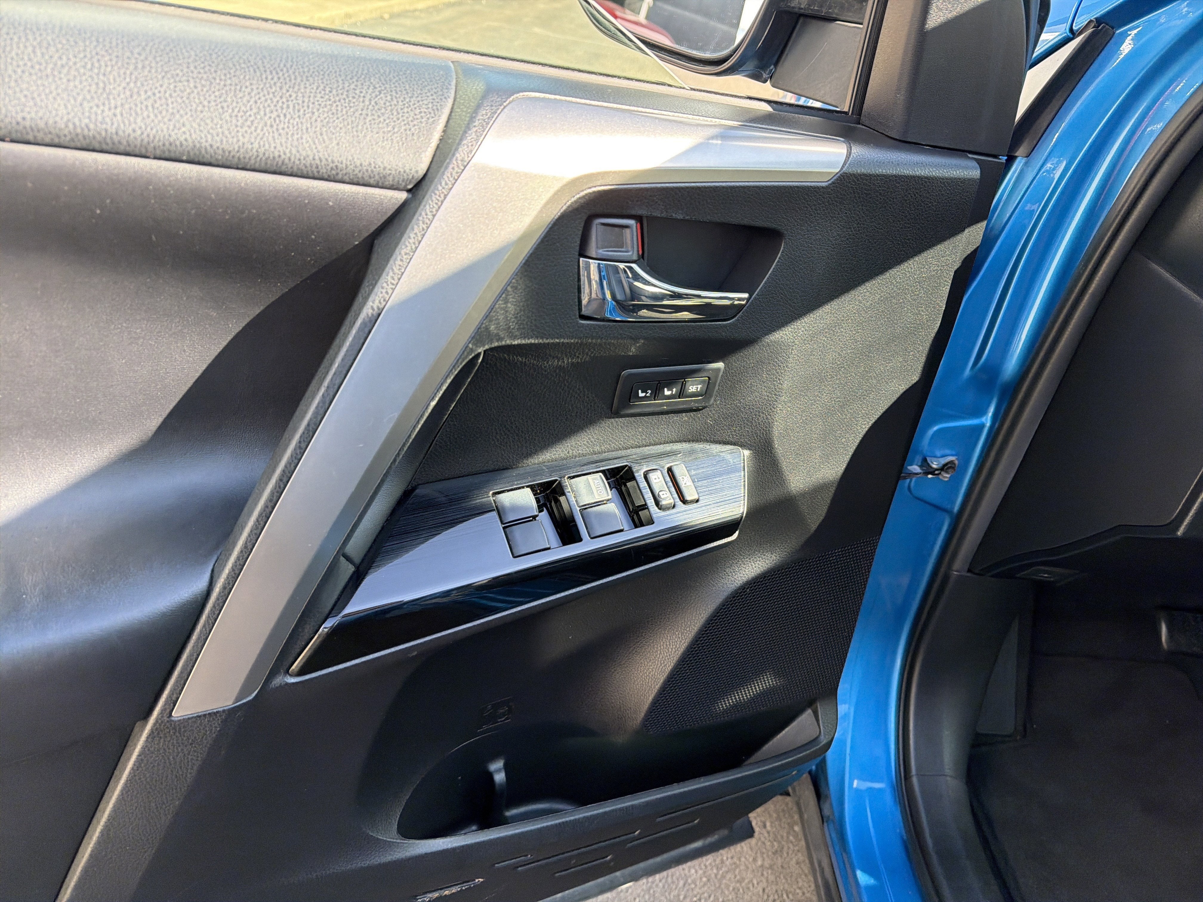 2016 Toyota RAV4 Hybrid Limited