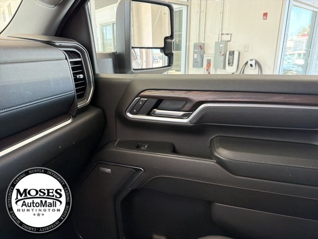 2025 GMC Sierra 2500HD SLT