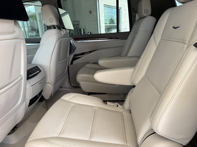 2025 Cadillac Escalade ESV 4WD Sport Platinum