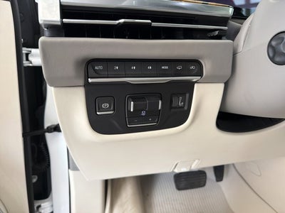 2025 Cadillac Escalade ESV 4WD Sport Platinum