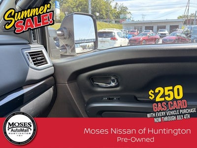 2019 Nissan Titan SL