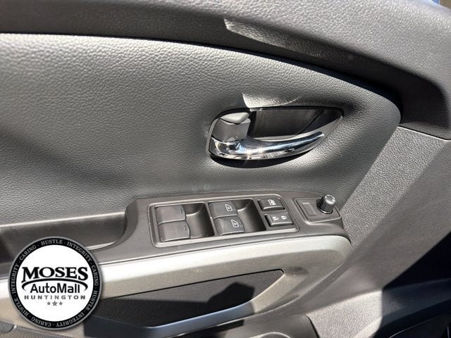 2024 Nissan Titan XD SV