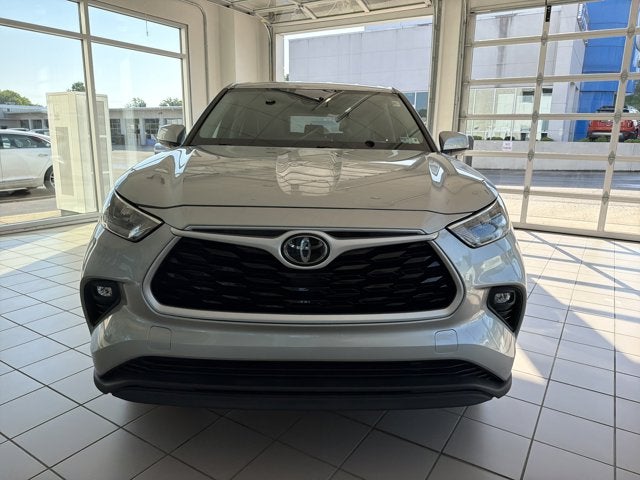 2020 Toyota Highlander LE