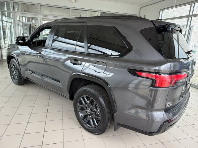 2024 Toyota Sequoia Platinum