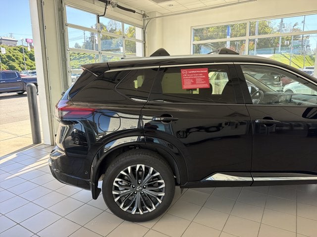 2025 Nissan Rogue Platinum