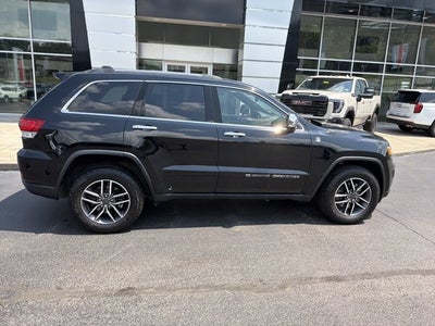 2022 Jeep Cherokee BASE