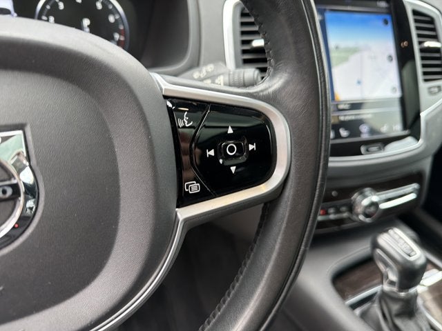 2019 Volvo XC90 Momentum